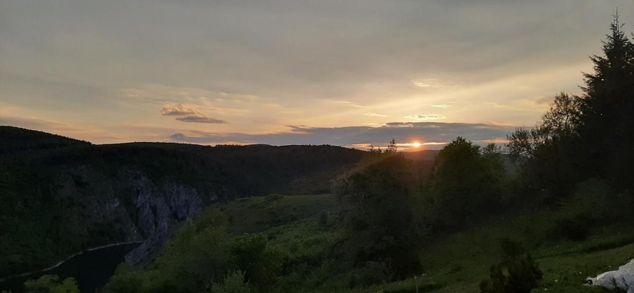 Biserna Dolina Uvac Sjenica Esterno foto